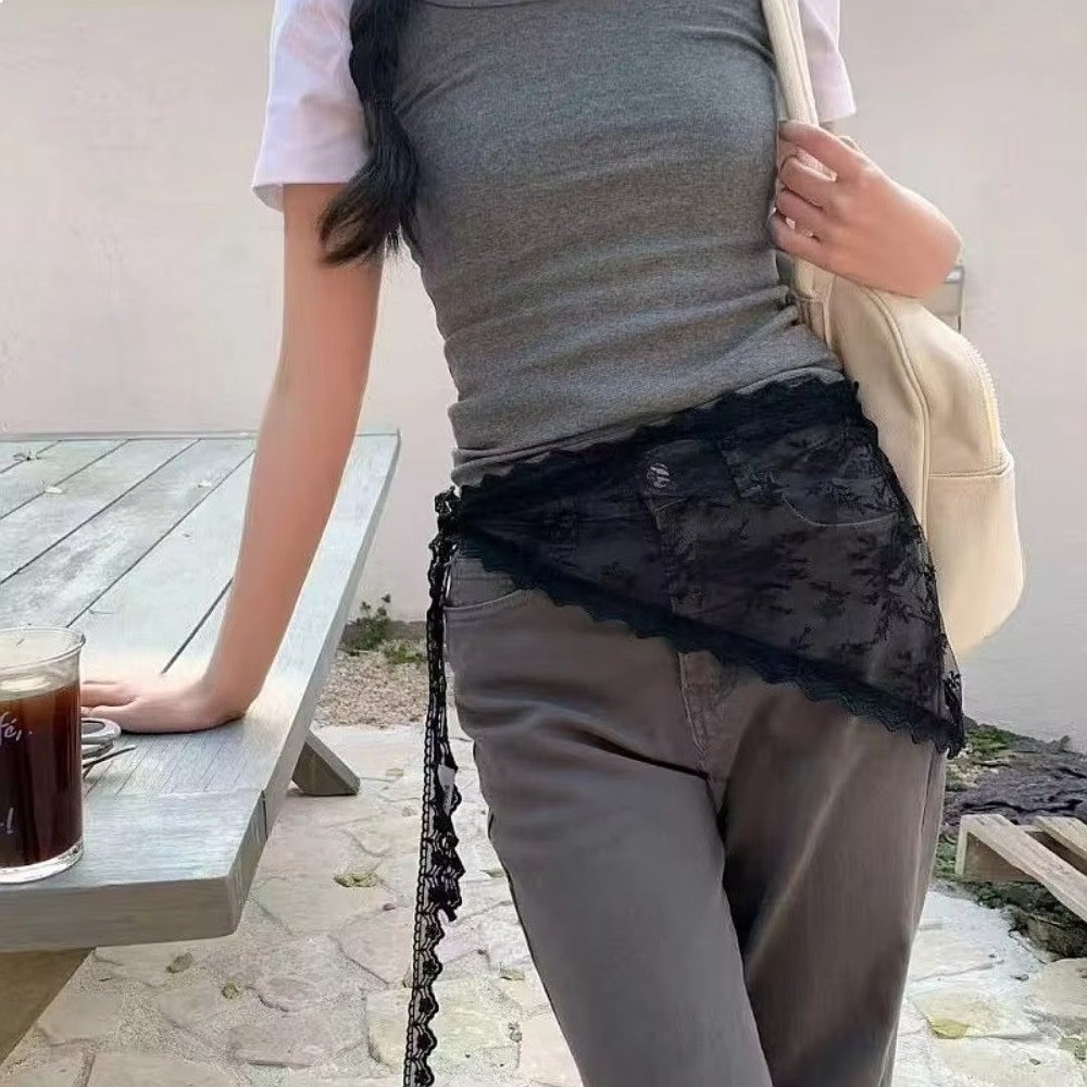 Embroidery Apron - Yumuşak Y2K Üçgen Önlük Nakışlı Kore