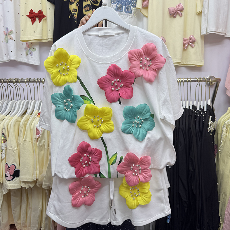 Embroidery Tshirt - Yaz Renkli 3D Çiçekler T-shirt İnciler