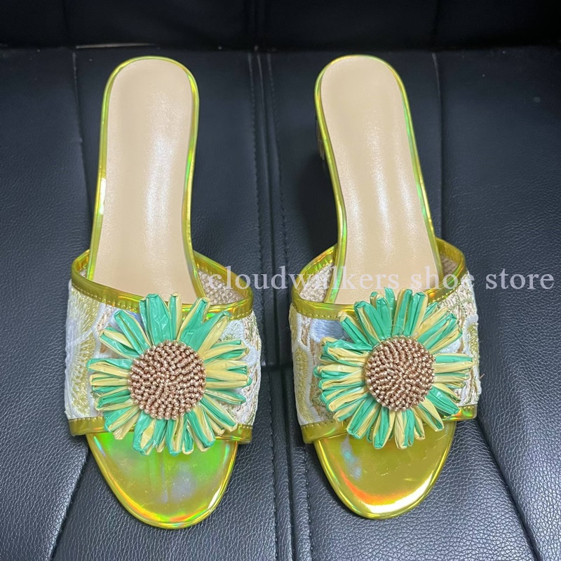 Yanardöner İşlemeli Üst Kısım  - Embroidery Design incelemesi ve fiyatı